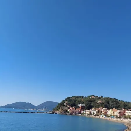 Elegante Centro Apartmán La Spezia